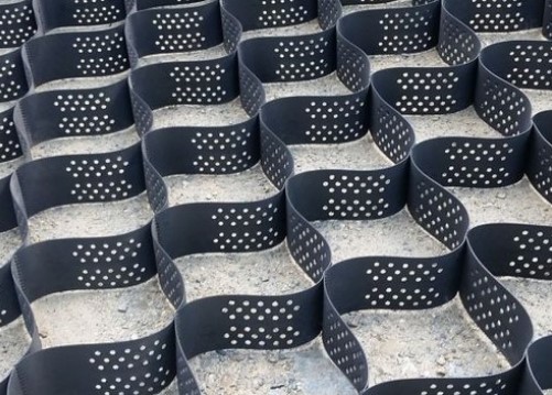 Kriteria Desain dari Geocell Sebagai Pelindung Tebing Sungai